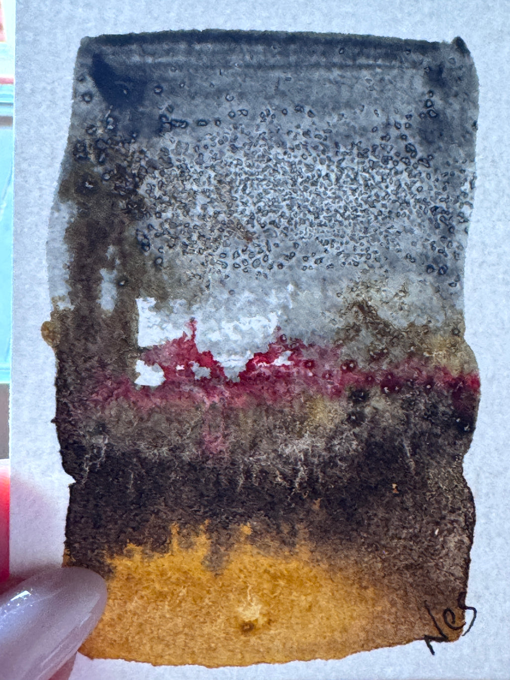 Between Ash and Gold